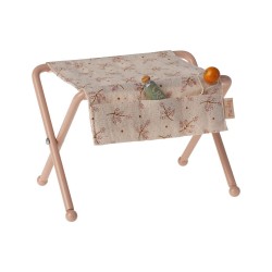 Table à langer pour bébés...