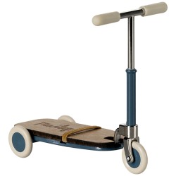 Trottinette bleue pour...