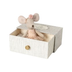 Souris danseuse dans son...